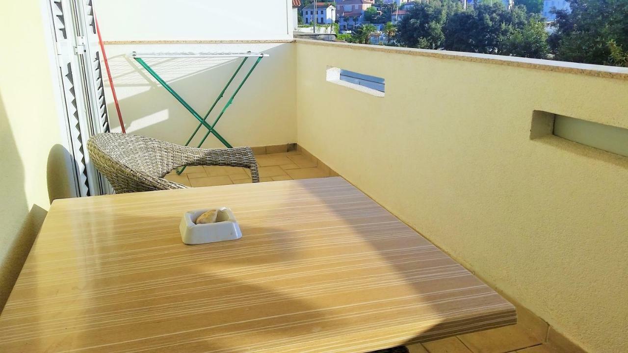 Obala Apartment & Studios Malinska Zewnętrze zdjęcie