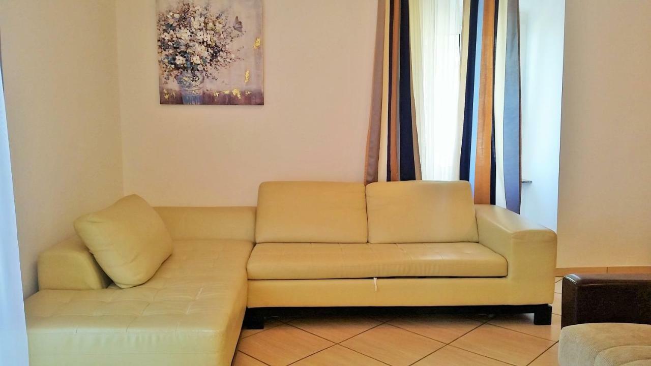 Obala Apartment & Studios Malinska Zewnętrze zdjęcie